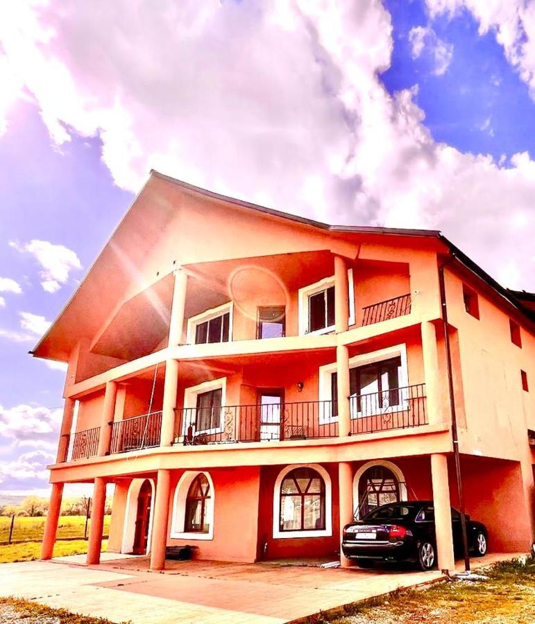 Casa Mardar Lägenhet Oradea Exteriör bild