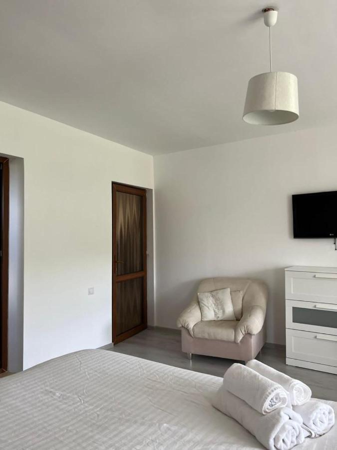 Casa Mardar Lägenhet Oradea Exteriör bild